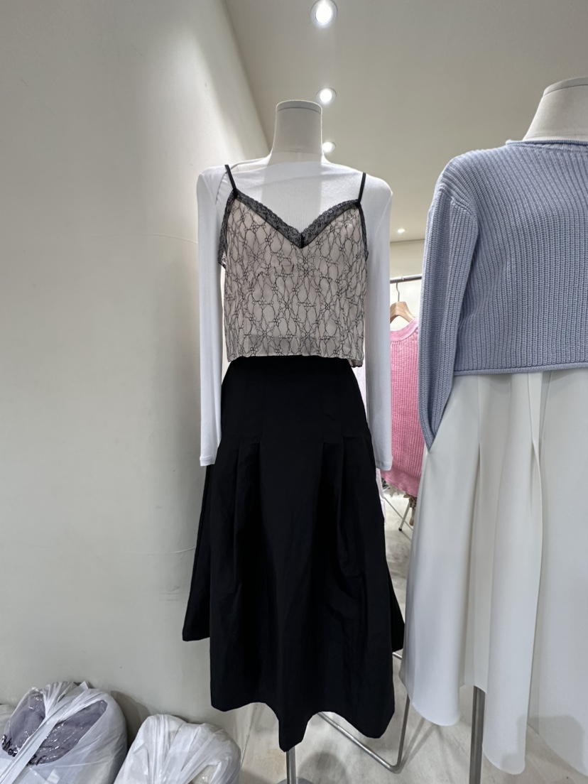 YIKHO STYLE直郵韓國代購女裝新款職業24春夏真品吊帶背心YIKHO STYLE吊帶/背心