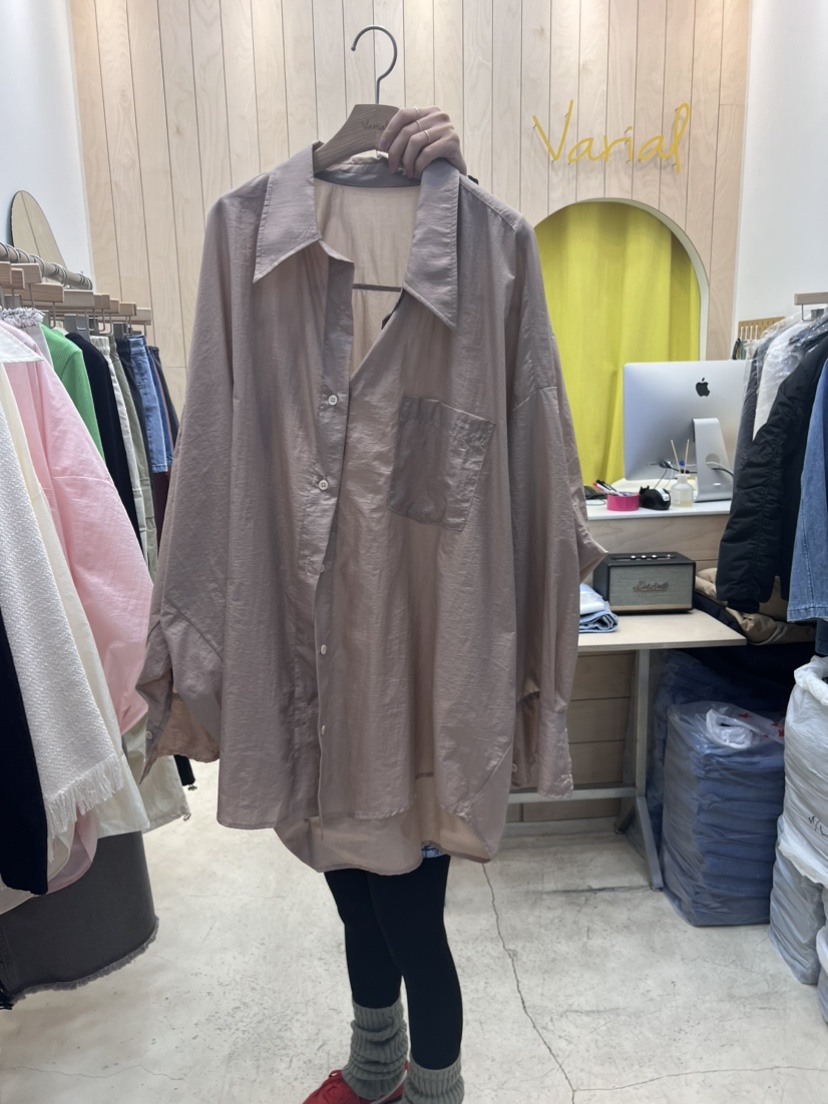VARIAL韓國直郵東大門實拍女裝新品人氣真品24春夏襯衫蕾絲衫VARIAL襯衫/蕾絲衫圖色2