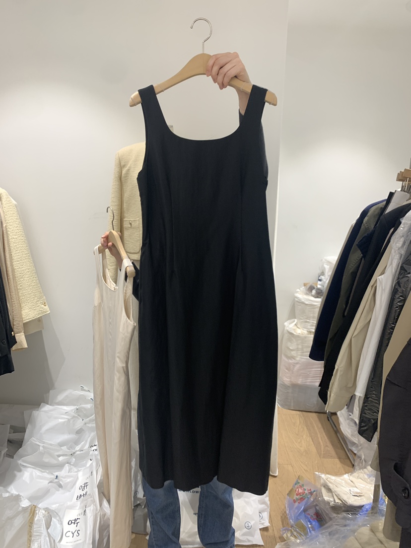 OUR-A韓國直郵女裝新款人氣職業推薦休閑熱賣24春夏連衣裙OUR-A連衣裙圖色2