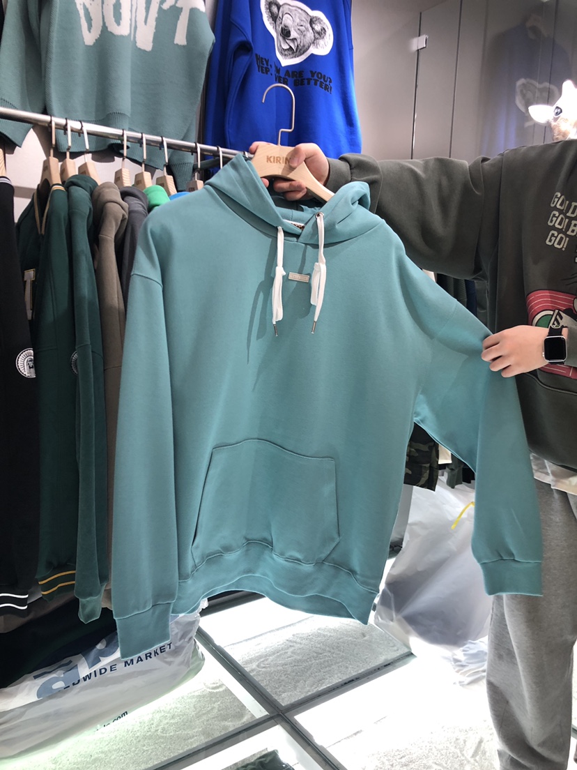 KIRIN-男裝韓國直郵東大門實拍女裝新款時尚真品推薦人氣衛衣KIRIN-男裝衛衣