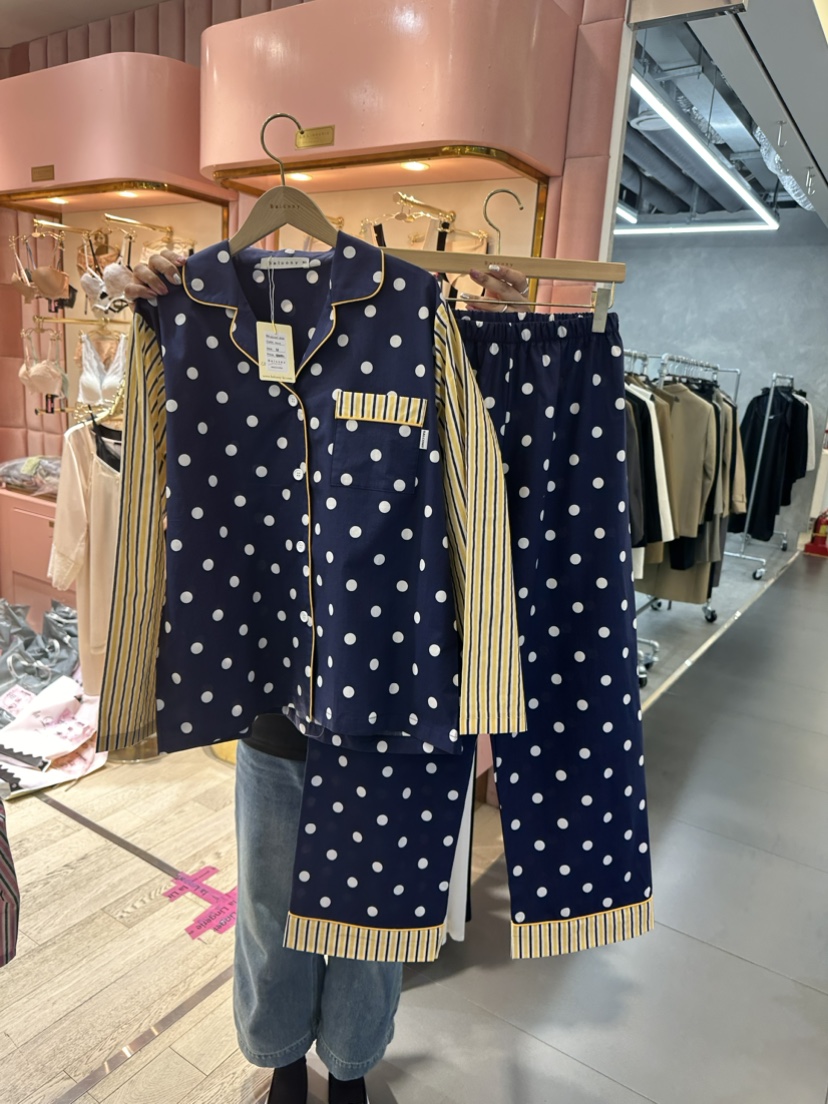 LA LINGERIE-P直郵韓國代購女裝新品推薦24春夏時尚睡衣LA LINGERIE睡衣圖色2
