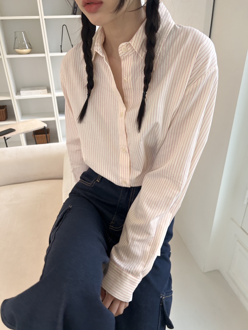 ME MO韓國直郵東大門實拍女裝新款真品推薦熱賣襯衫蕾絲衫ME MO襯衫/蕾絲衫