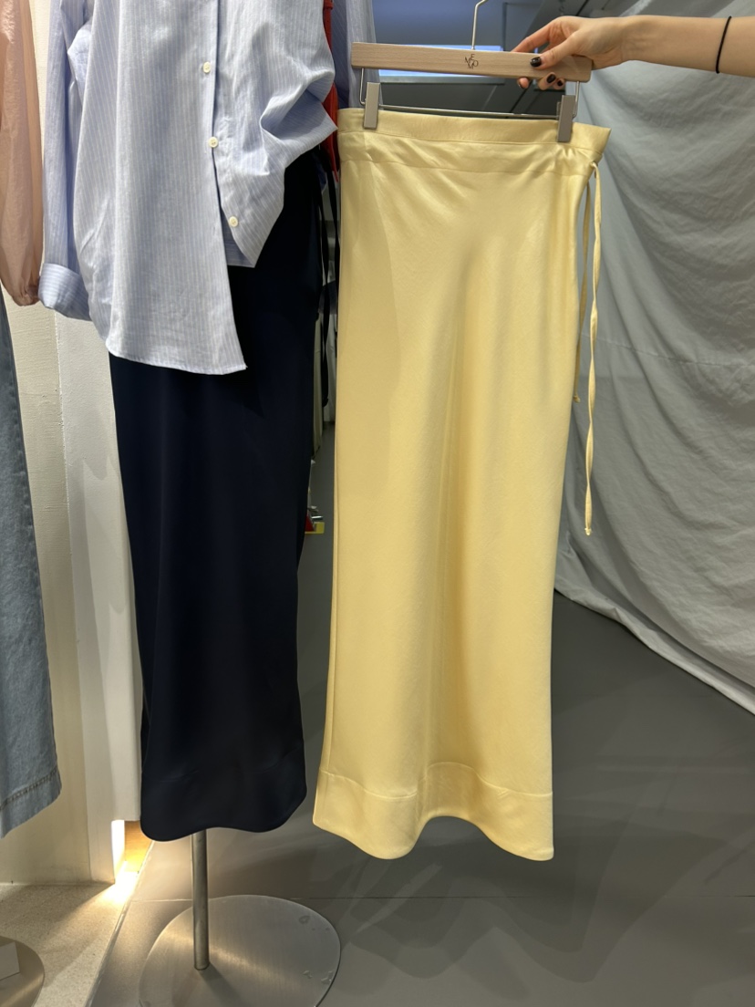 ME MO直郵韓國代購女裝新品真品推薦24春夏職業人氣長裙ME MO長裙
