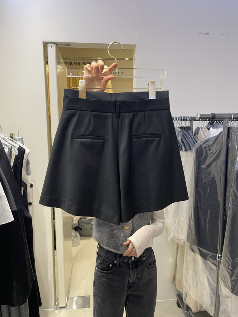 OUTFIT直郵韓國代購女裝新款職業24春夏真品熱賣休閑短褲OUTFIT短褲