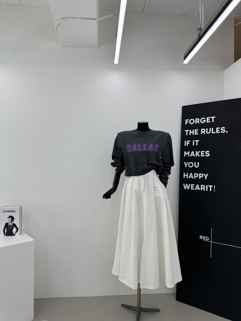RED-a韓國直郵東大門實拍女裝新品職業真品推薦24春夏衛衣RED-A衛衣