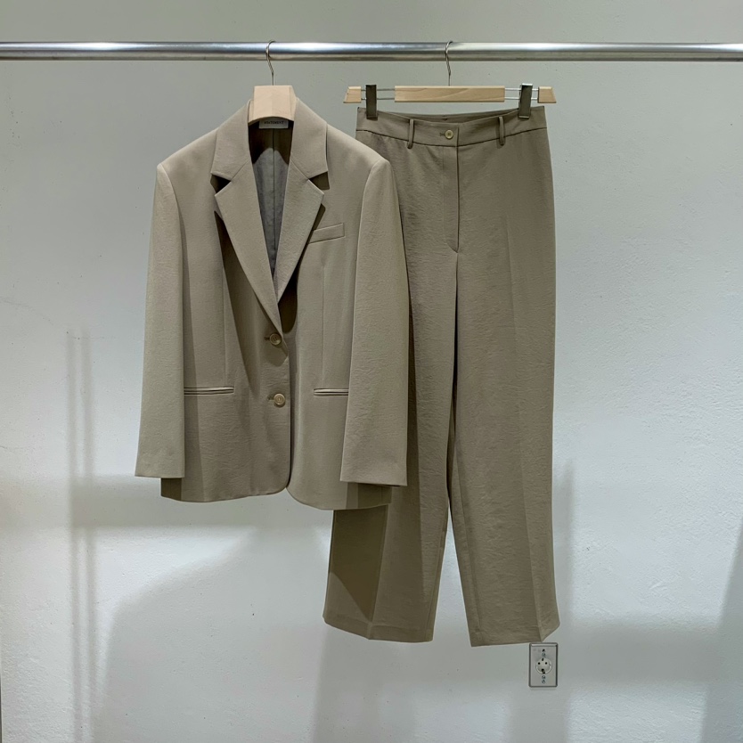 Statement韓國直郵東大門實拍女裝新品人氣真品24春夏正裝褲西褲STATEMENT正裝褲/西褲