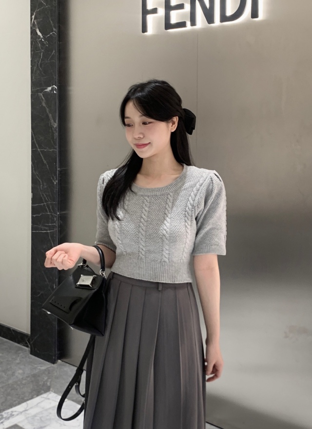 BIENVU韓國直郵東大門代購女裝新款人氣時尚熱賣職業針織衫BIENVU針織衫圖色2