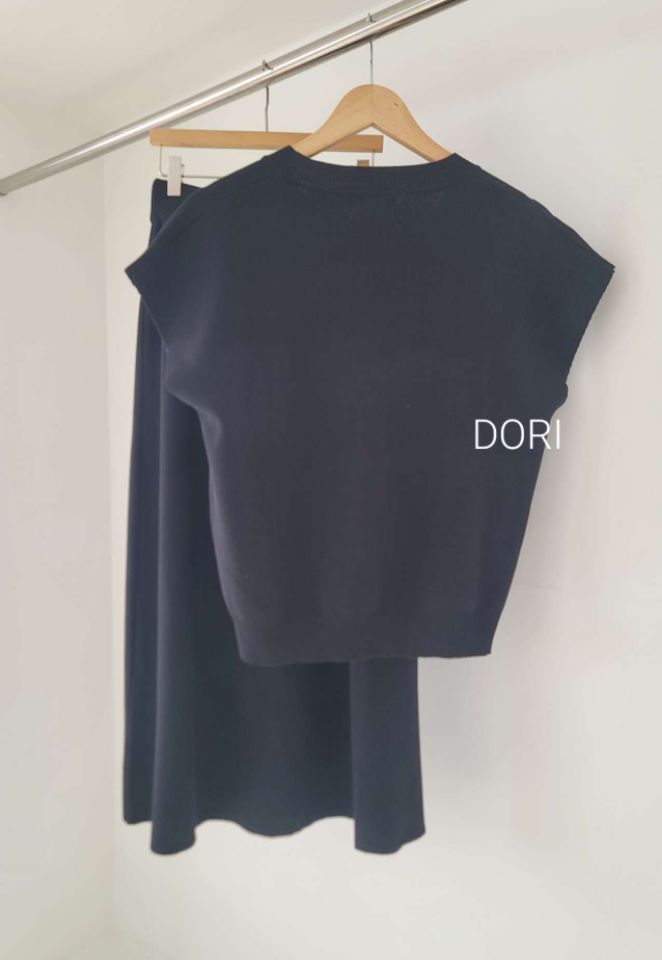 DORI韓國直郵女裝新品24春夏休閑職業真品時尚推薦人氣套裝OURR套裝