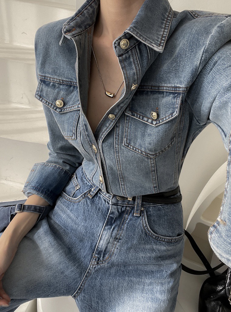 LEA韓國直郵女裝新品推薦真品時尚人氣24春夏職業襯衫蕾絲衫이향襯衫/蕾絲衫