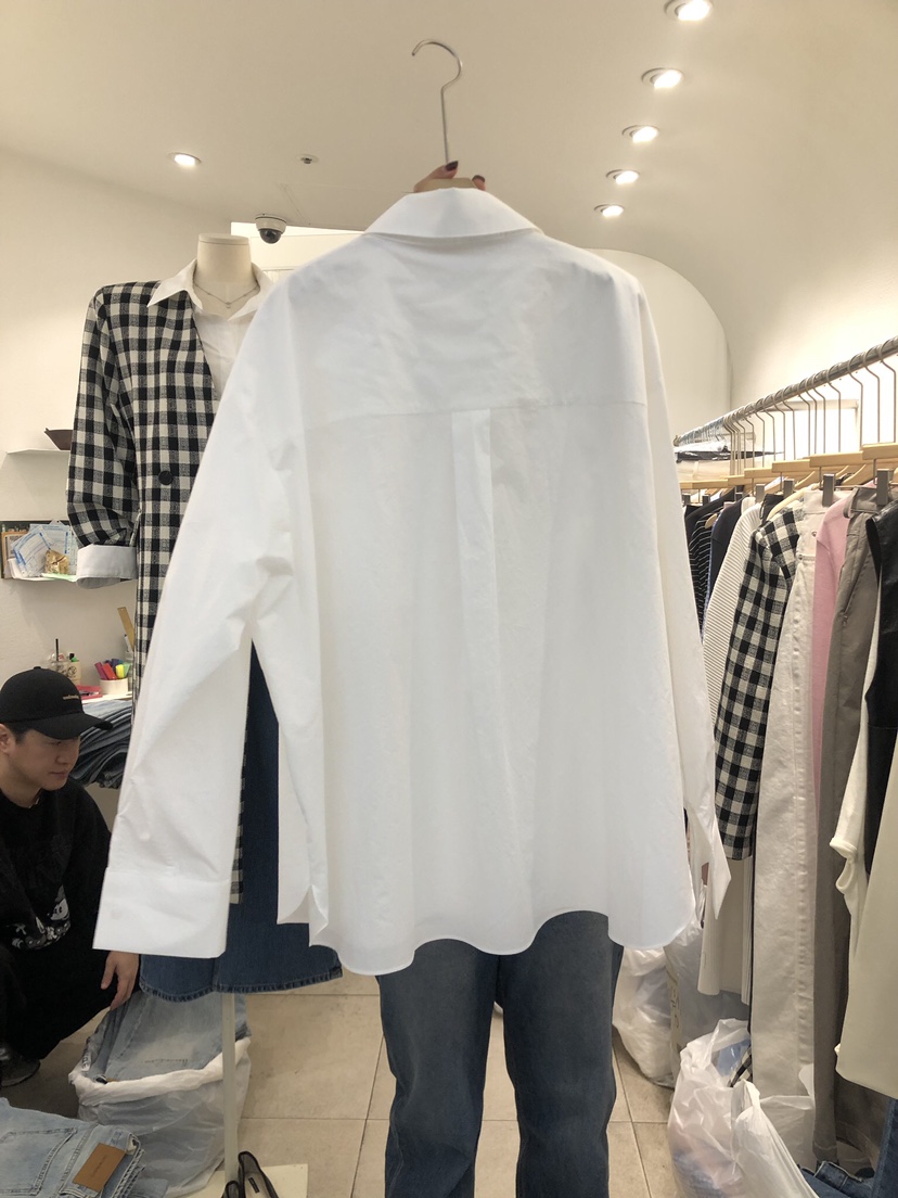 DIFFER ROOMS/PEEP SHOW/3ROOMS韓國直郵女裝新品熱賣襯衫蕾絲衫THE SUIT BAR襯衫/蕾絲衫