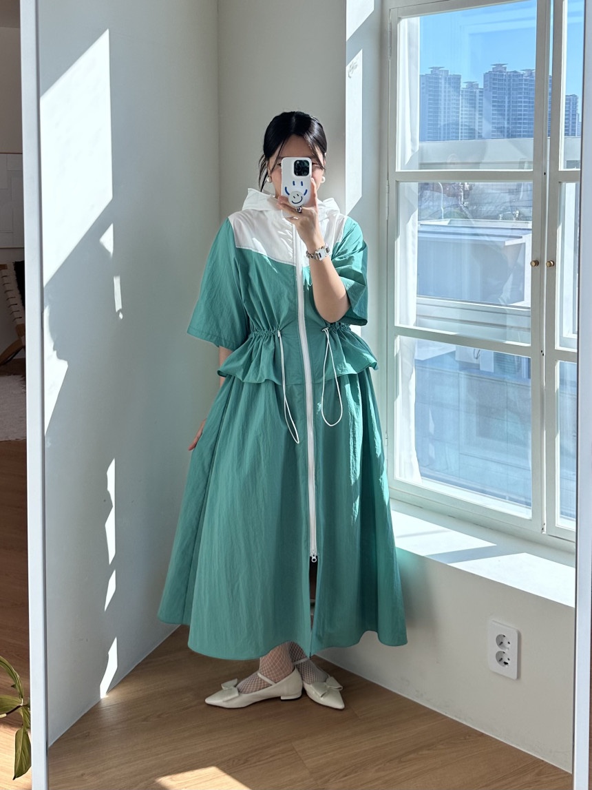 UTH韓國直郵東大門實拍女裝新款24春夏時尚職業連衣裙打折J&C/J.BLANC連衣裙