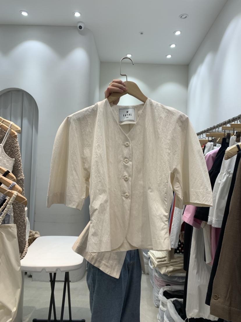 W.FATAL直郵韓國代購女裝新品職業休閑熱賣真品襯衫蕾絲衫W.FATAL襯衫/蕾絲衫圖色2