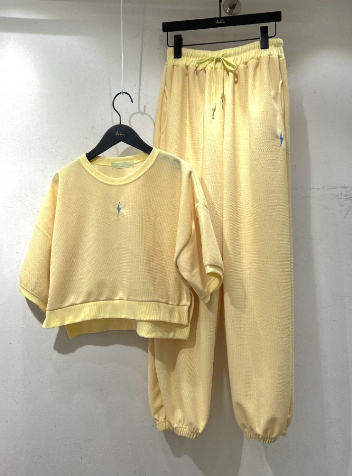 WON韓國直郵東大門實拍女裝新品真品24春夏時尚職業推薦衛衣WON衛衣