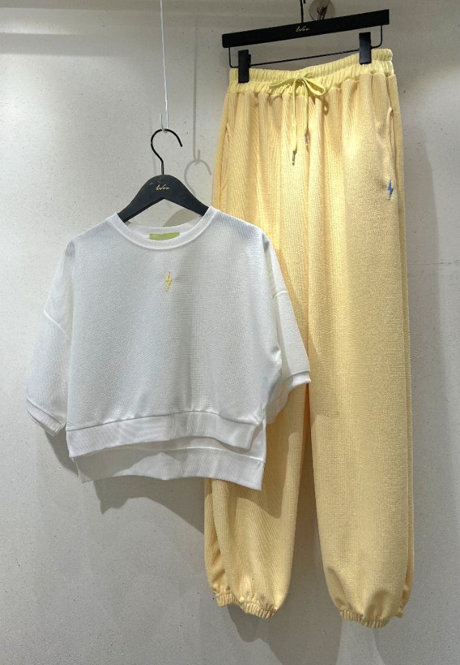 WON韓國直郵東大門實拍女裝新品真品24春夏時尚職業推薦衛衣WON衛衣