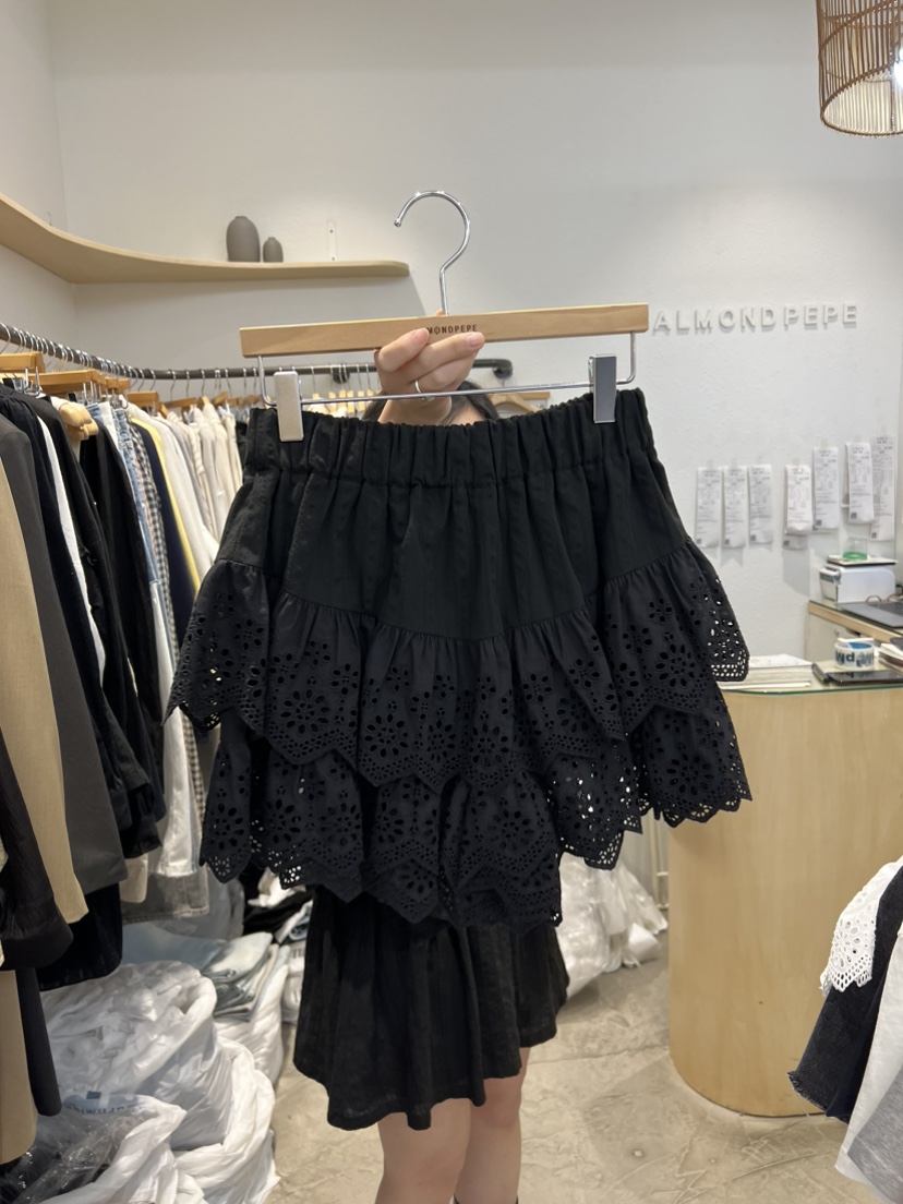 ALMOND PEPE韓國直郵女裝新品真品休閑24春夏時尚裙褲蕾絲ALMOND PEPE裙褲圖色2