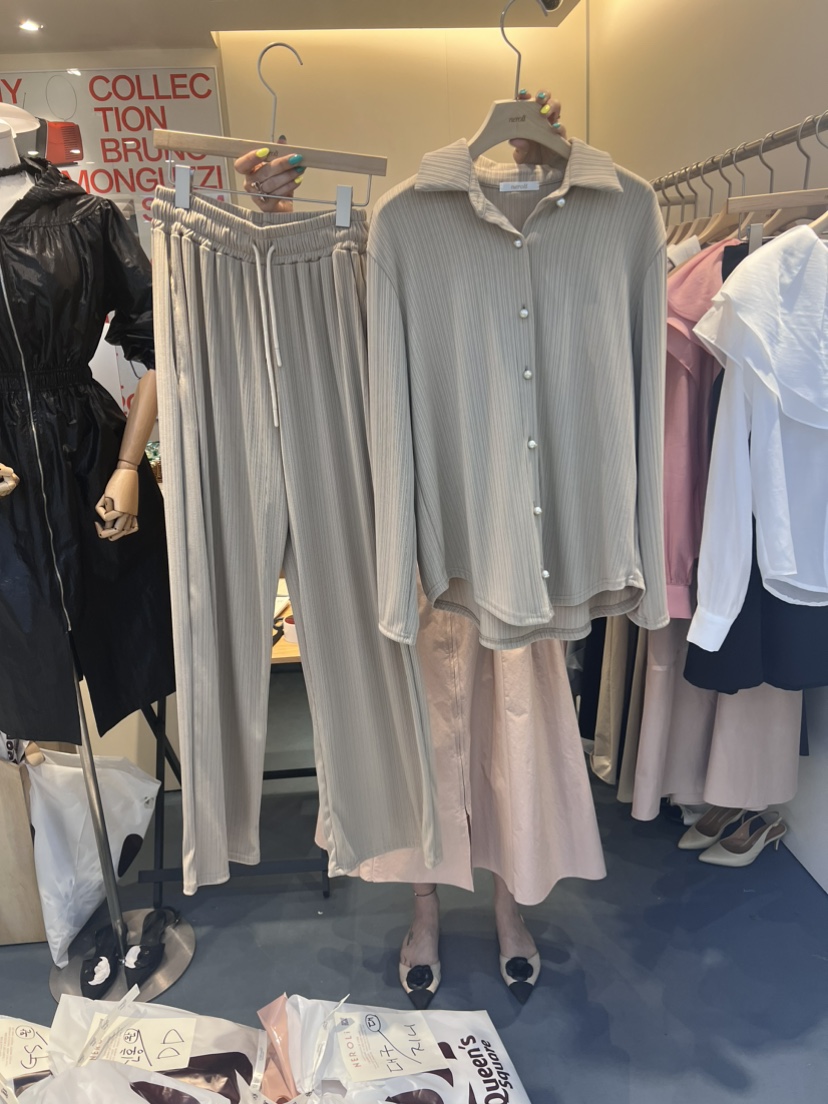 NEROLI韓國直郵東大門代購女裝新品推薦熱賣人氣休閑24春夏套裝HUAHUA套裝圖色2