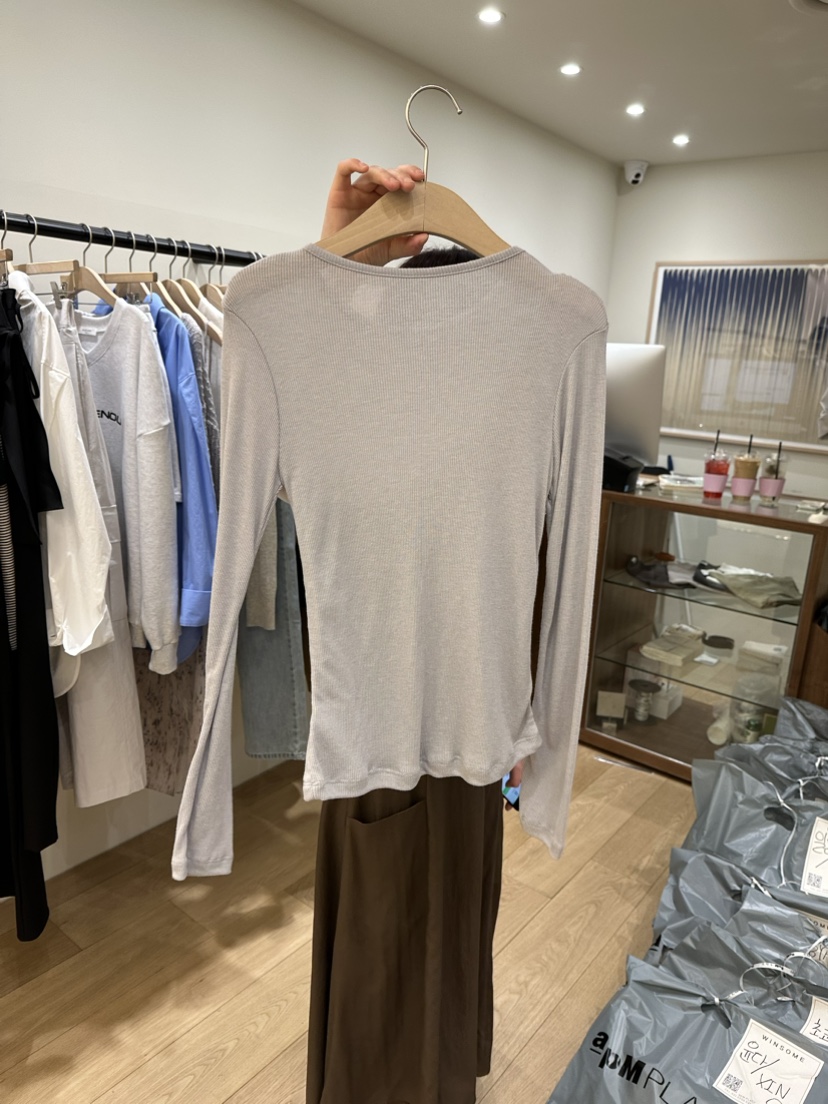 WINSOME韓國直郵女裝新款人氣推薦職業熱賣真品24春夏長袖T恤WINSOME長袖T恤