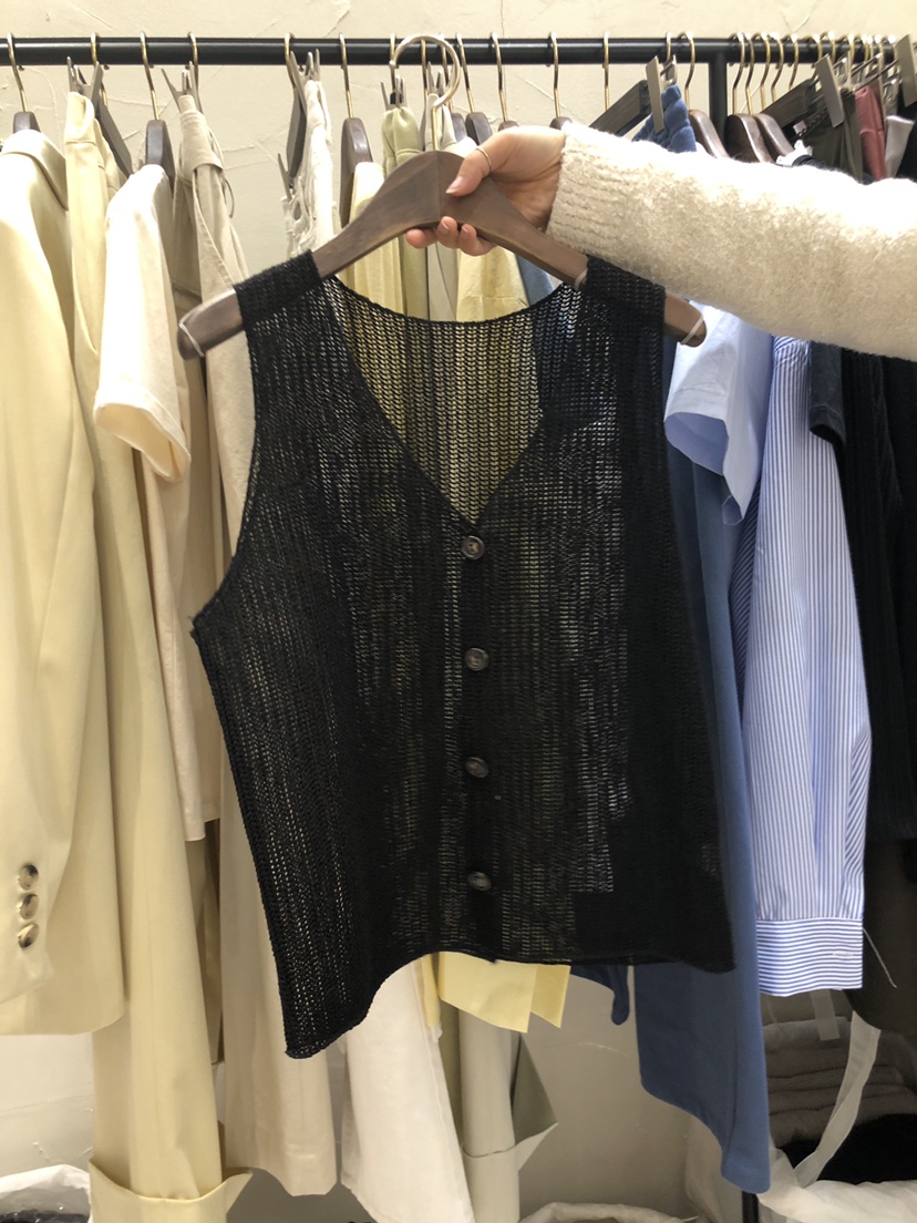 L ottimo直郵韓國代購女裝新品24春夏推薦職業真品吊帶背心LOTTIMO吊帶/背心圖色2