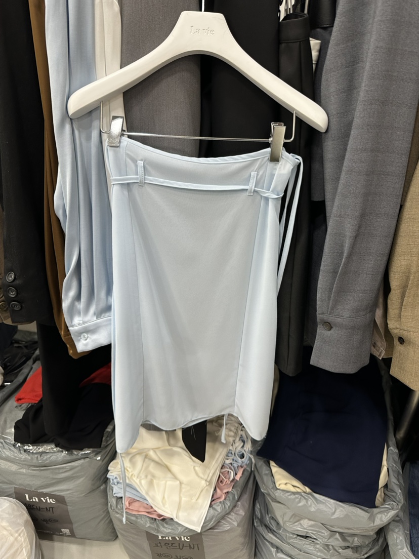 La vie韓國直郵東大門實拍女裝新品推薦24春夏職業熱賣短裙FAVOR短裙圖色3
