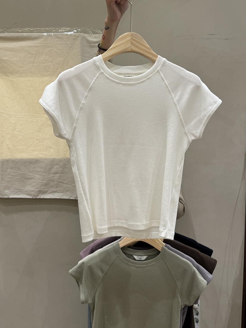 LAKE-A韓國直郵女裝新款真品熱賣職業推薦24春夏休閑T恤Lake sideT恤圖色2