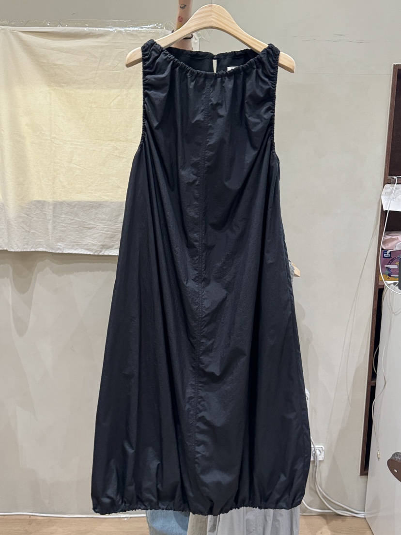 LAKE-A韓國直郵東大門實拍女士新品24春夏熱賣推薦連衣裙Lake side連衣裙圖色4