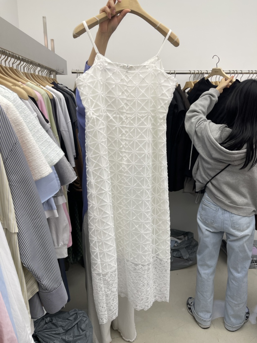 Special韓國直郵女裝新品時尚推薦真品職業熱賣休閑連衣裙蕾絲SPECIAL連衣裙