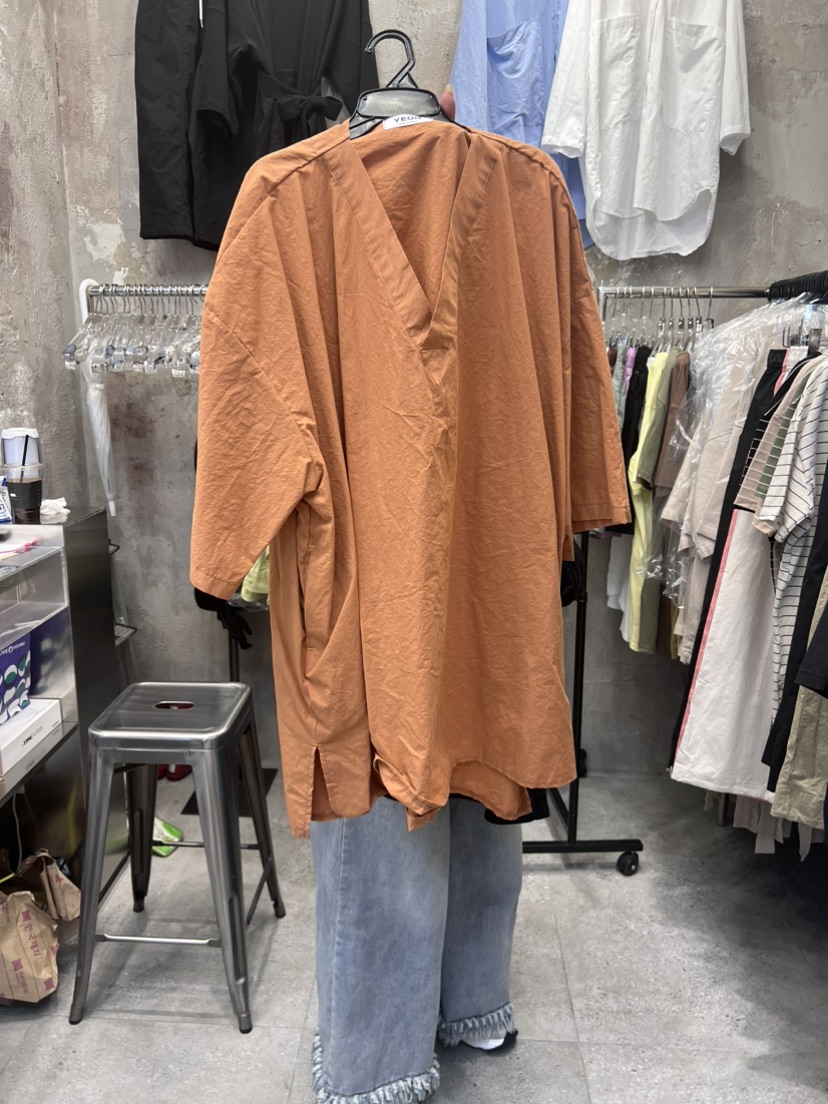 YEON韓國直郵東大門實拍女士新品職業真品時尚休閑襯衫蕾絲衫YEON襯衫/蕾絲衫圖色2