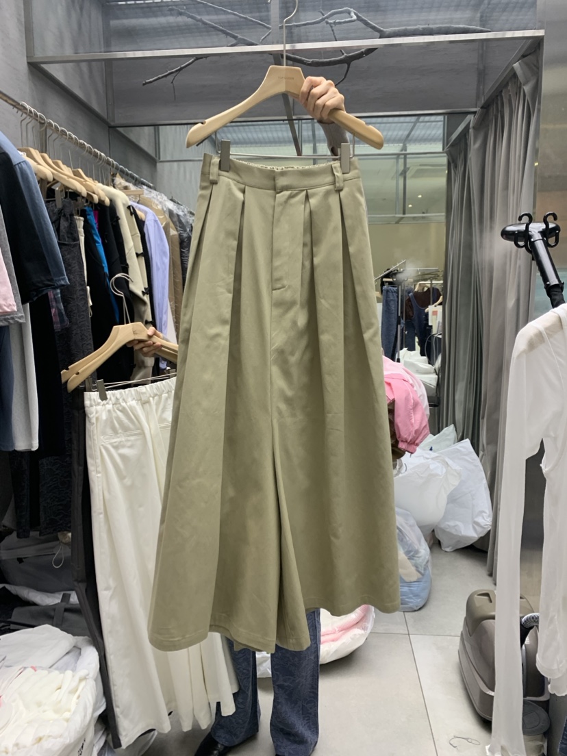 TOPQUEEN韓國直郵女裝新款職業人氣時尚推薦24春夏熱賣裙褲UOOV裙褲圖色1
