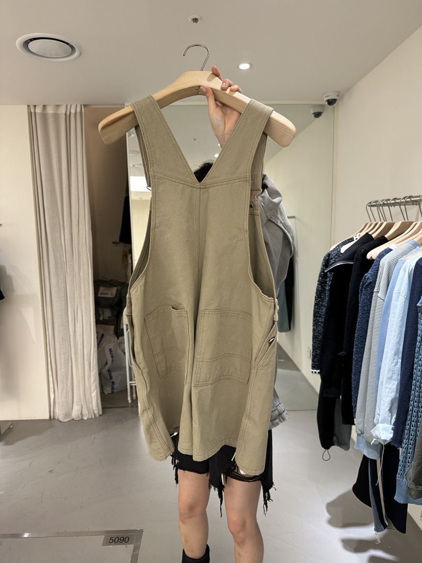 VAULT韓國直郵女裝新款推薦24春夏熱賣真品時尚職業背帶褲VAULT背帶褲