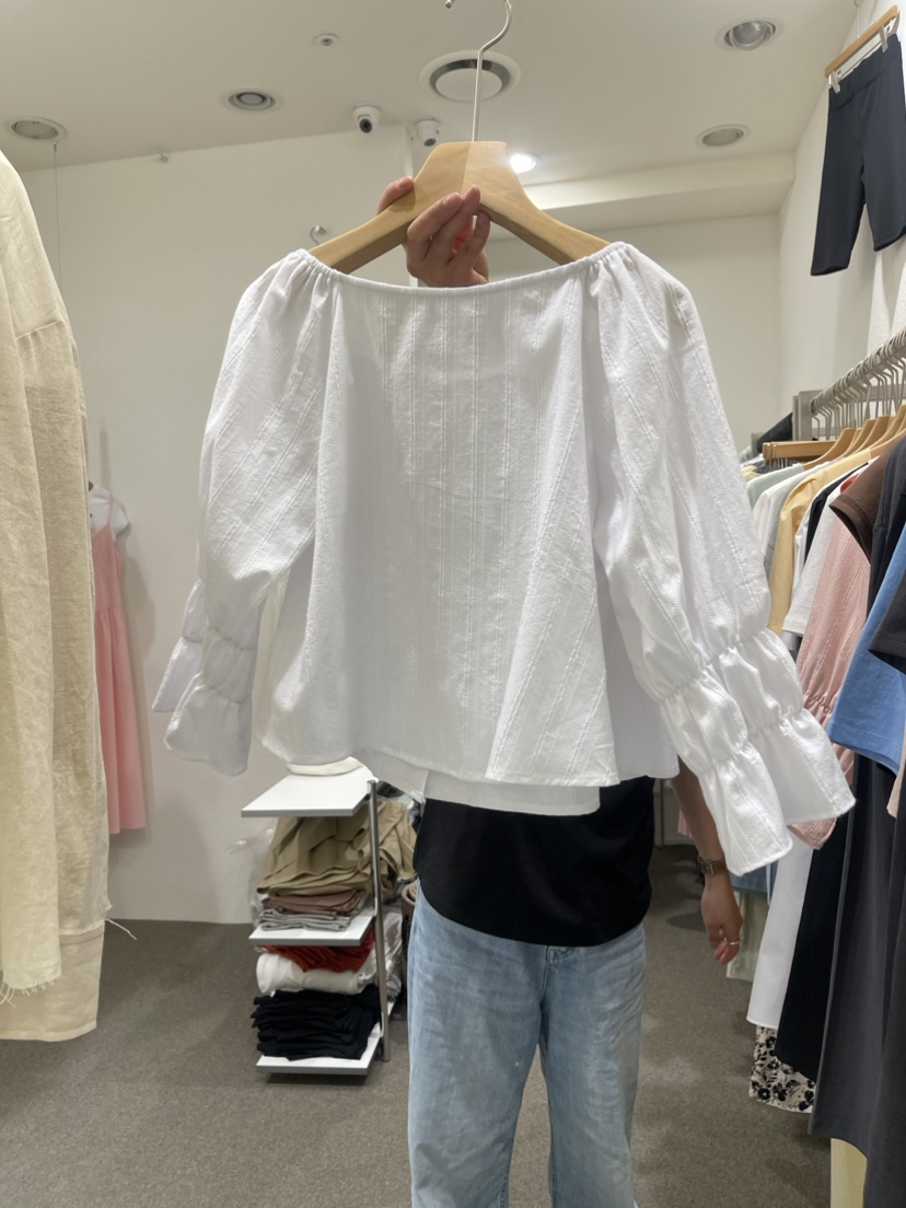VILLABUTTON韓國直郵東大門代購女裝新款推薦真品襯衫蕾絲衫VILLABUTTON襯衫/蕾絲衫