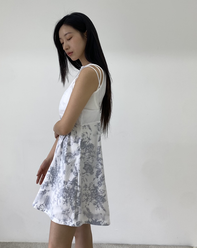 A.VER韓國直郵東大門實拍女裝新款24春夏真品時尚連衣裙A.VER連衣裙