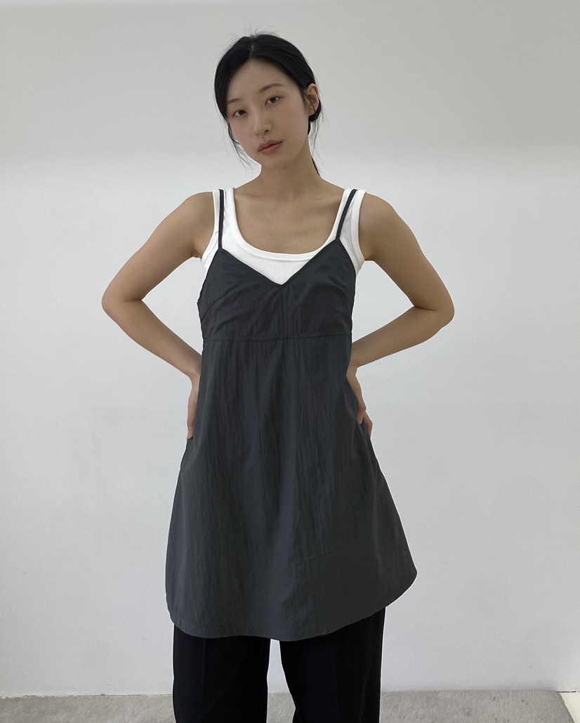 A.VER韓國直郵東大門實拍女裝新款24春夏真品時尚連衣裙A.VER連衣裙圖色3