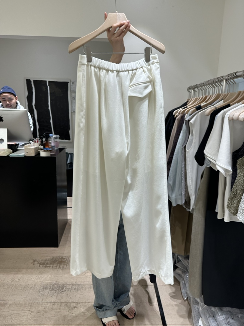 HAUTTE韓國直郵女裝新款時尚真品推薦休閑熱賣人氣24春夏休閑褲HAUTTE休閑褲