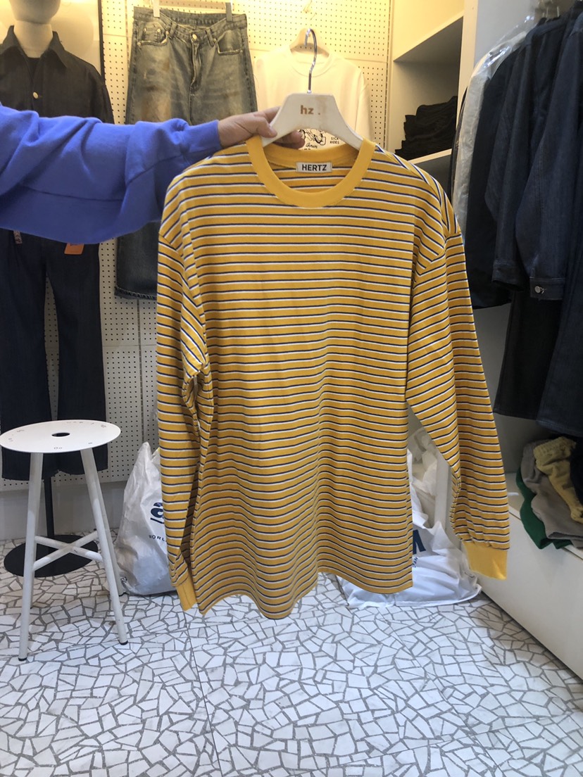 HERTZ-A韓國直郵東大門代購女裝新品24春夏職業熱賣推薦T恤HERTZ-男裝T恤