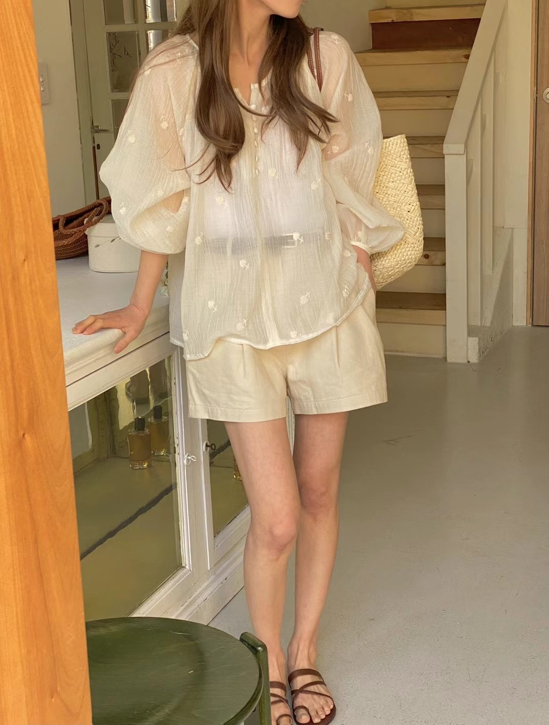 MICO-미코-T韓國直郵女裝新款熱賣職業真品人氣襯衫蕾絲衫ALL OVER襯衫/蕾絲衫