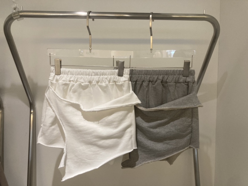 RIDGE-P韓國直郵東大門實拍女裝新品真品休閑推薦人氣短裙RIDGE-P短裙