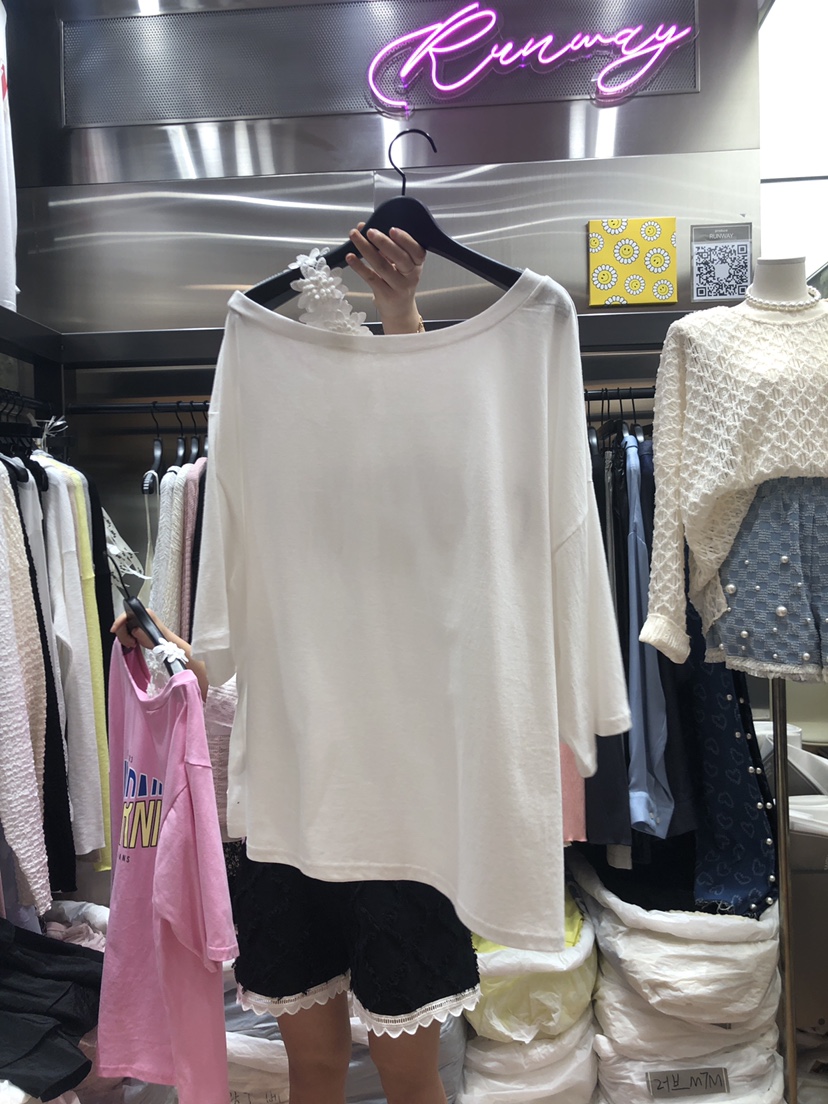 RUNWAY韓國直郵東大門代購女裝新品時尚推薦職業人氣24春夏T恤RUNWAYT恤