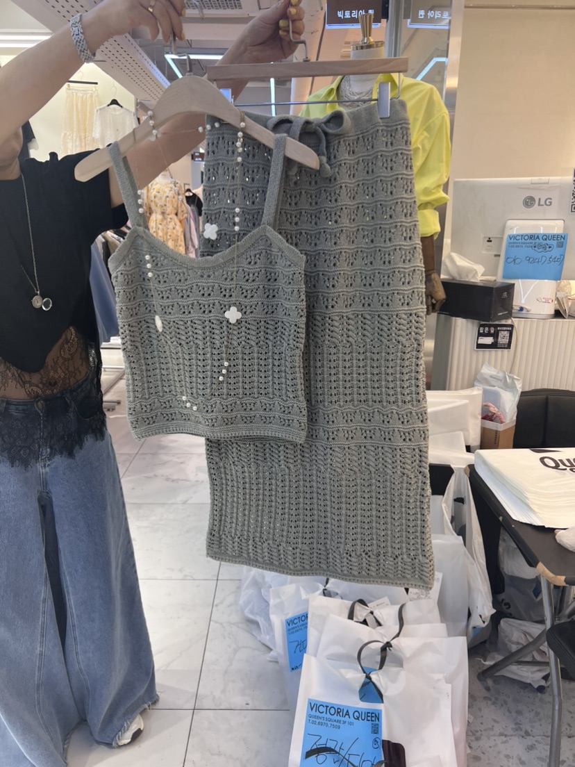 VICTORIA QUEEN韓國直郵東大門實拍女士新品推薦休閑熱賣套裝CAT.S套裝圖色3