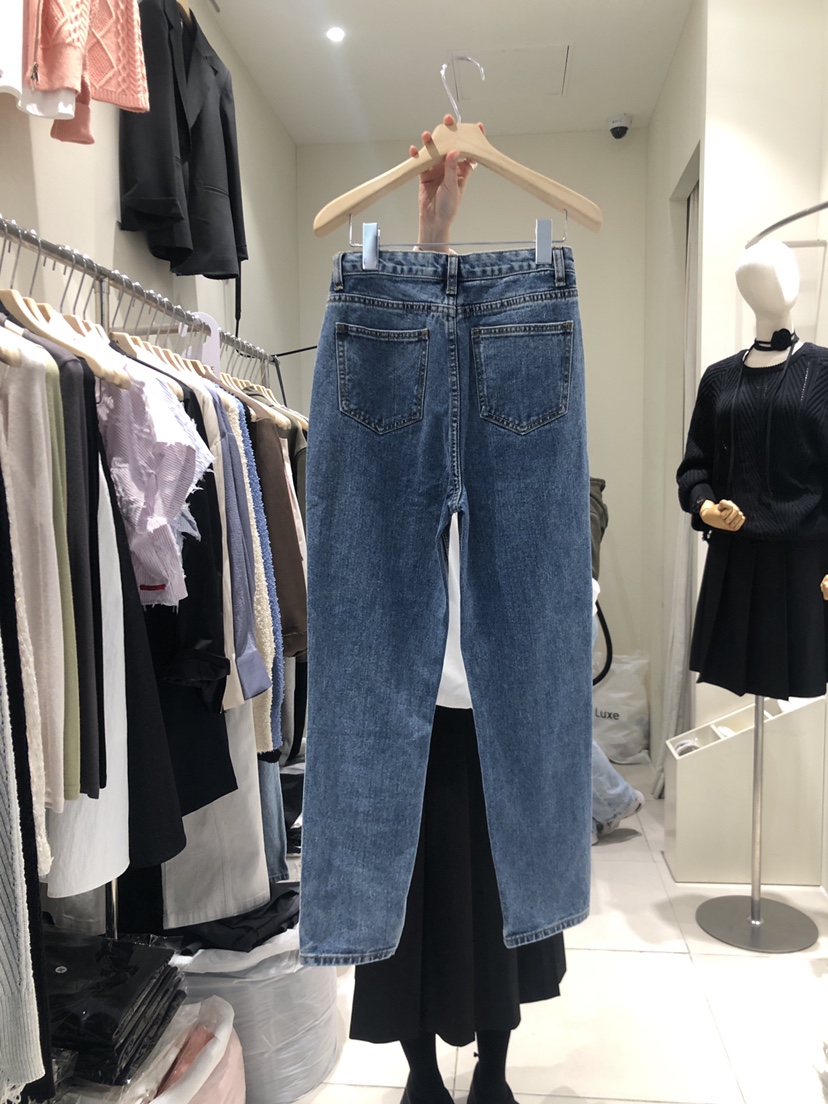 uha韓國直郵東大門實拍女裝新款24春夏推薦人氣職業牛仔褲uha牛仔褲