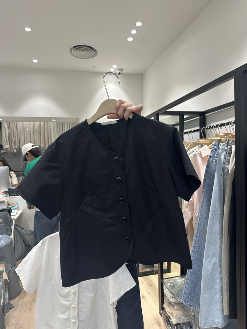 BRUNI/RICOTTA直郵韓國代購女裝新品推薦真品人氣襯衫蕾絲衫BRUNI/RICOTTA襯衫/蕾絲衫圖色2