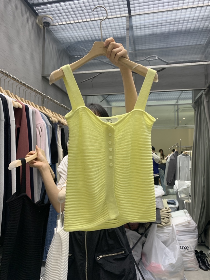 TOPQUEEN韓國直郵女裝新品人氣24春夏推薦時尚熱賣吊帶背心UOOV吊帶/背心圖色2