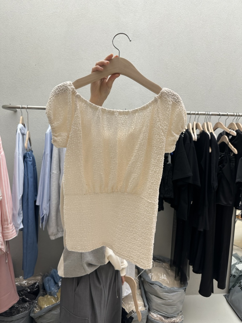 HUMMING BIRD韓國直郵東大門實拍女裝新款時尚熱賣襯衫蕾絲衫HUMMING BIRD襯衫/蕾絲衫