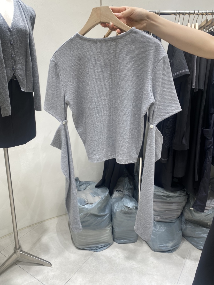 JADE MARKET韓國直郵東大門實拍女士新品休閑人氣時尚長袖T恤JADE MARKET長袖T恤