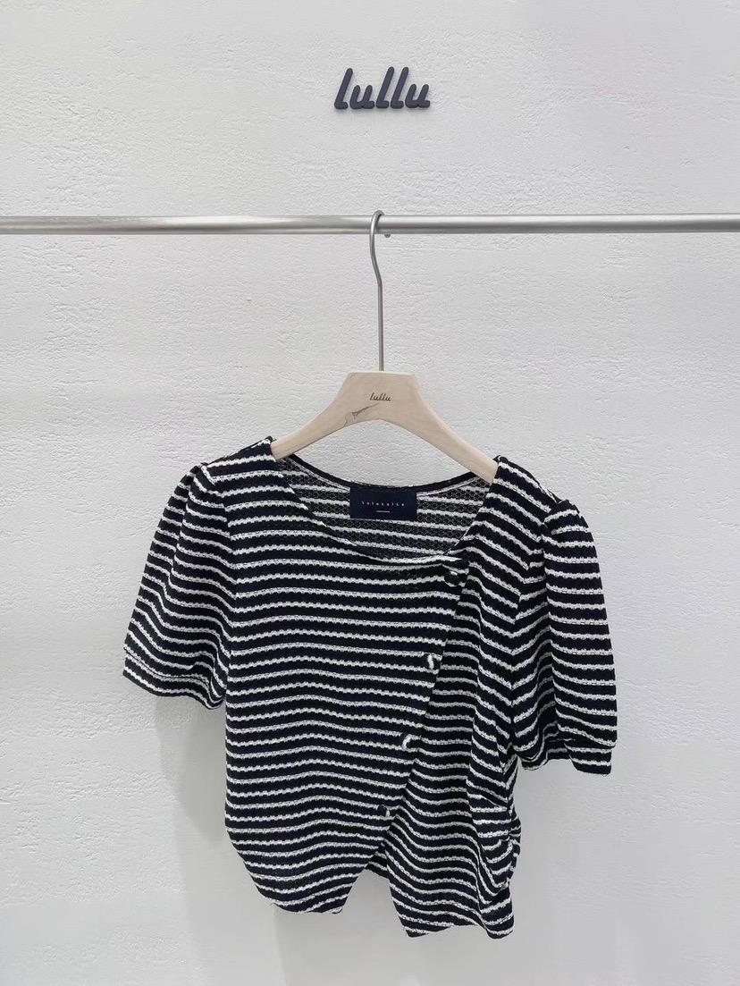 LULULALLA韓國直郵女裝新品24春夏熱賣真品職業休閑人氣T恤LULULALLAT恤圖色1