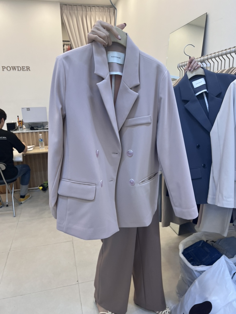 FUNNY POWDER韓國直郵東大門代購女裝新品職業人氣時尚夾克THE FUNNY夾克圖色2