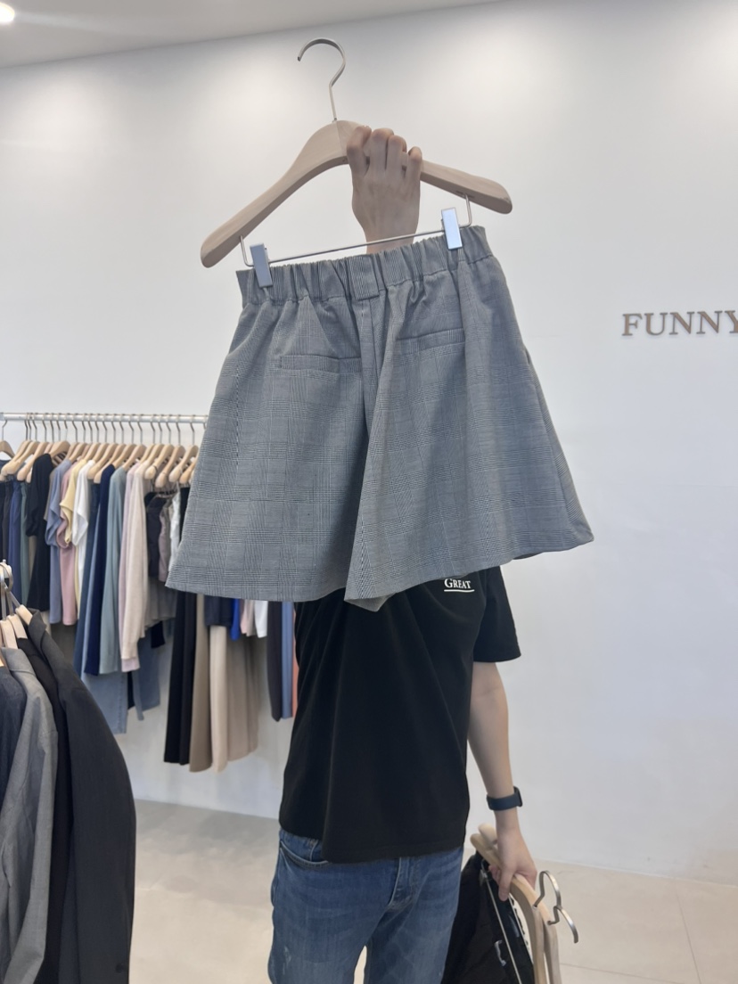 FUNNY POWDER直郵韓國代購女裝新款真品人氣熱賣短褲格紋褶皺THE FUNNY短褲