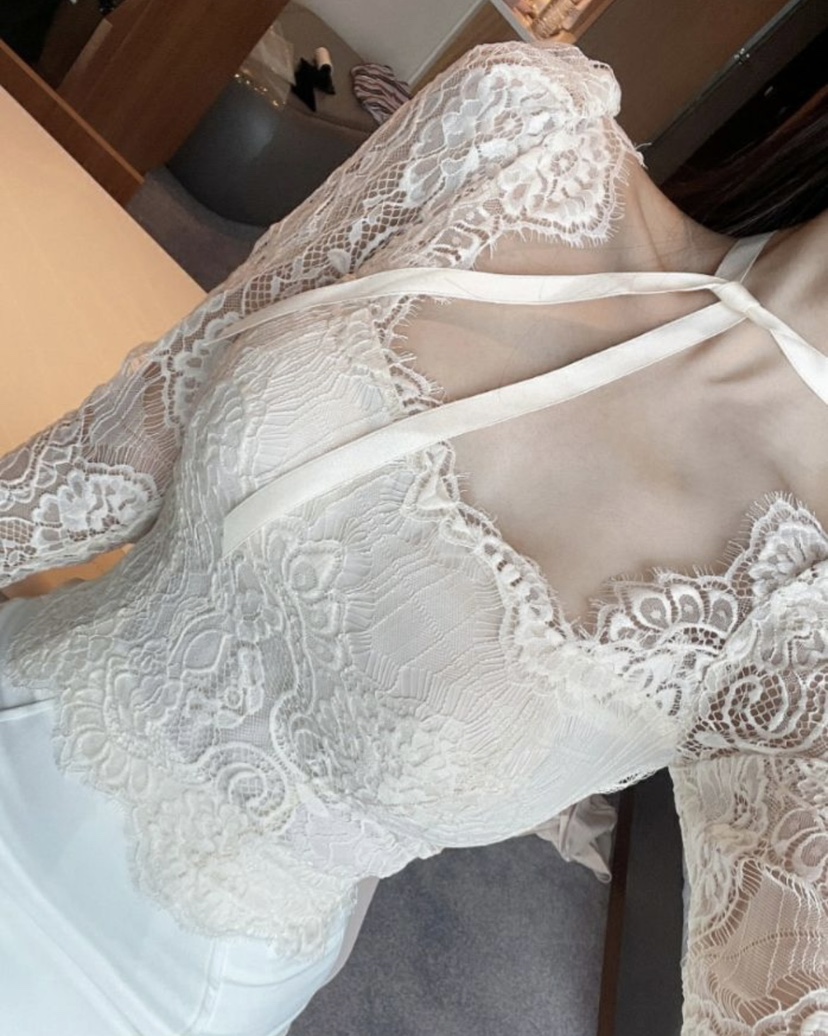 high heels韓國直郵東大門代購女裝新款人氣時尚襯衫蕾絲衫HIGH HEELS襯衫/蕾絲衫