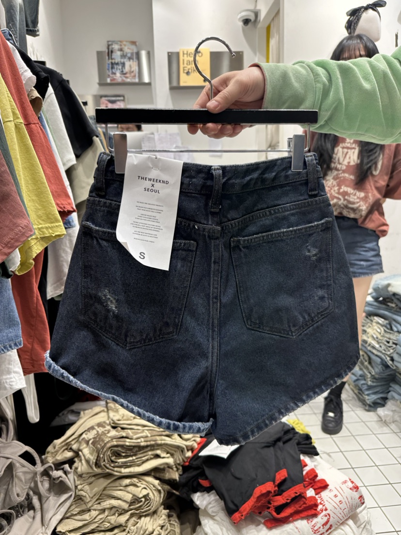 THE WEEKND韓國直郵東大門實拍女裝新品熱賣真品時尚推薦短褲THE WEEKND短褲