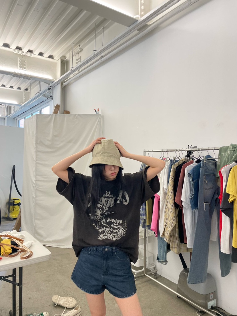 THE WEEKND韓國直郵東大門實拍女裝新品熱賣時尚真品休閑T恤THE WEEKNDT恤