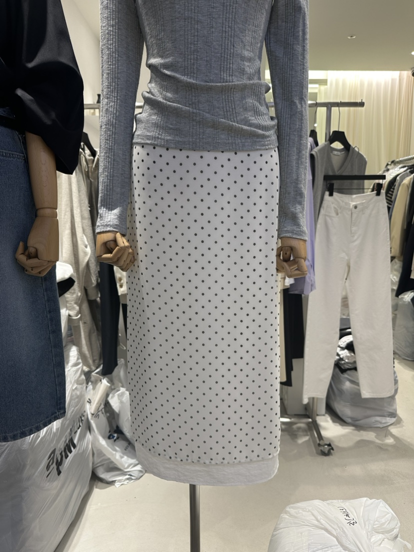 LIL韓國直郵東大門實拍女裝新品24春夏真品熱賣時尚推薦長裙LIL長裙圖色1